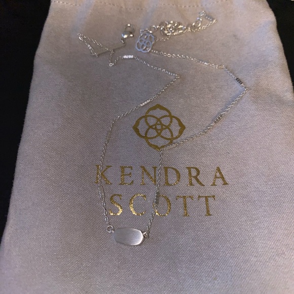 Kendra Scott Jewelry - Kendra Scott silver fern necklace- perfect for stacking! Worn once.